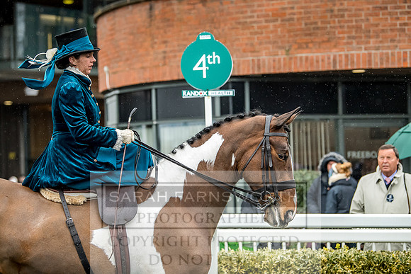 Side Saddle at Aintree 2018-119