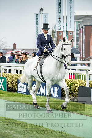 Side Saddle at Aintree 2018-110