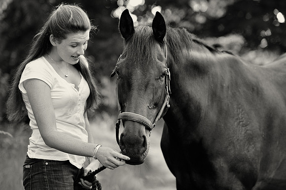 Izzy Bainbridge CF2 201 bw