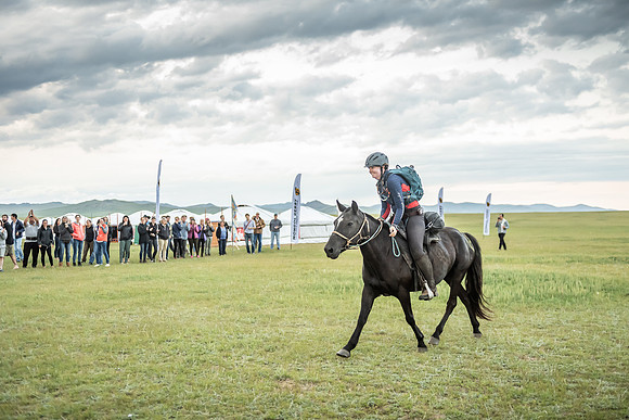 MD19 Race Day 8-243