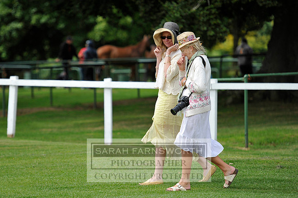 Cirencester Polo CF2 098