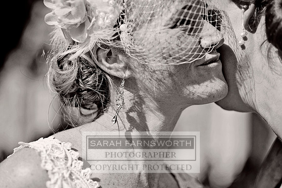 Paul & Lou CF1 870 bw